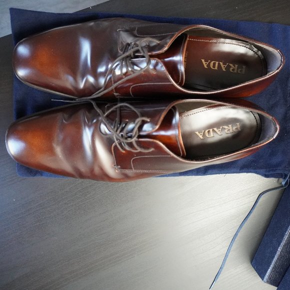 PRADA Men\'s Oxford Shoes \
